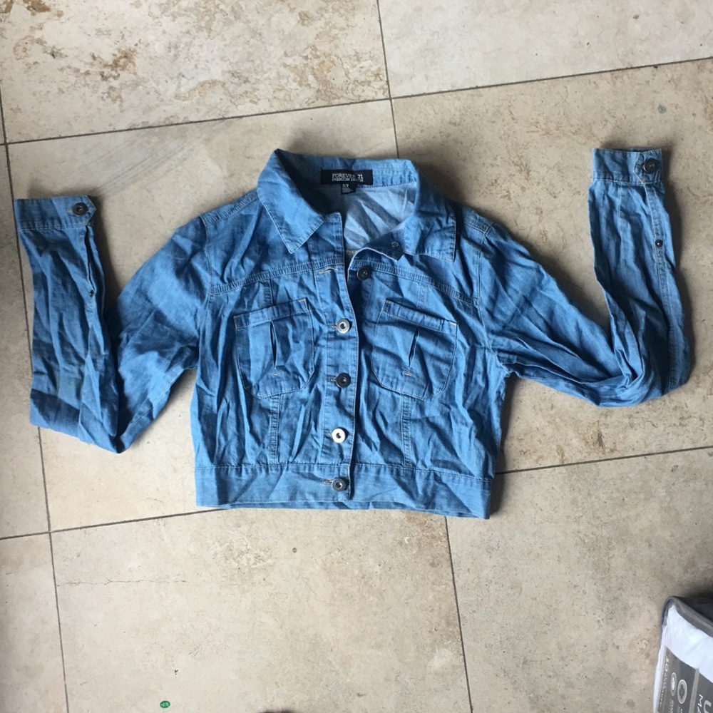 Forever 21 cropped denim jacket size small